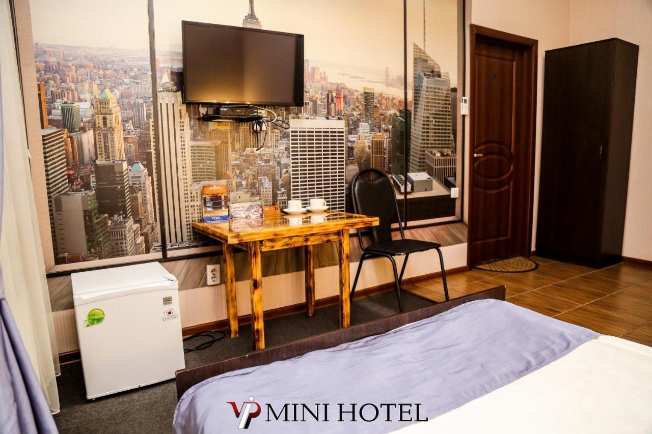 Vip Mini Hotel セメイ エクステリア 写真