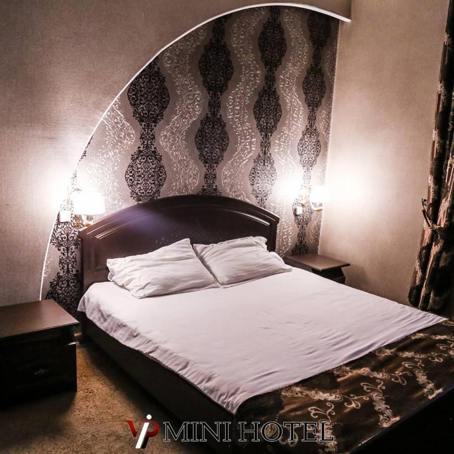 Vip Mini Hotel セメイ エクステリア 写真