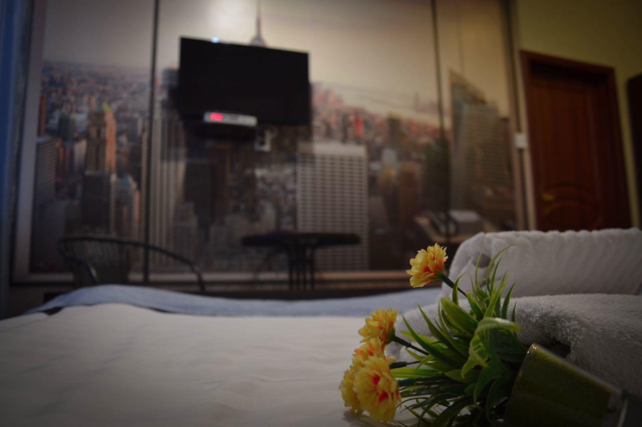 Vip Mini Hotel セメイ エクステリア 写真