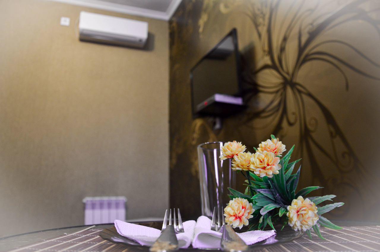 Vip Mini Hotel セメイ エクステリア 写真